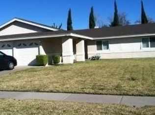 1037 S Arrowhead Ave, Rialto, CA 92376