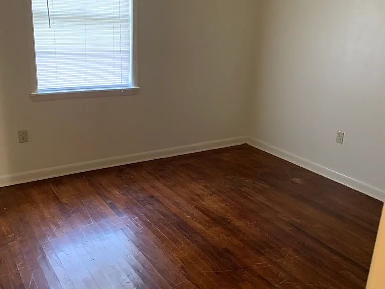 507 E Mitcham St — Photo 10
