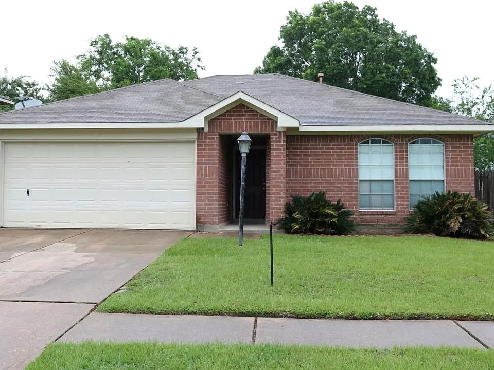 18414 Willow Moss Dr