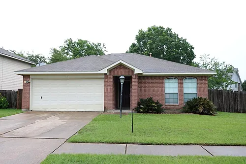 18414 Willow Moss Dr Photo 1