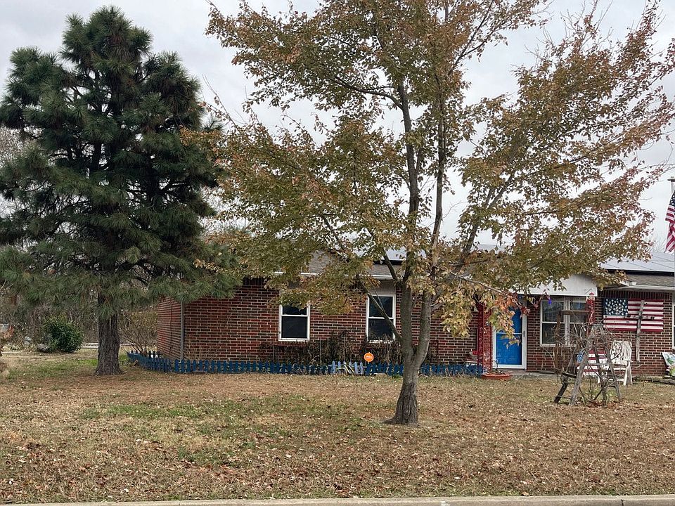 2nd image of 515 N Timber Ln