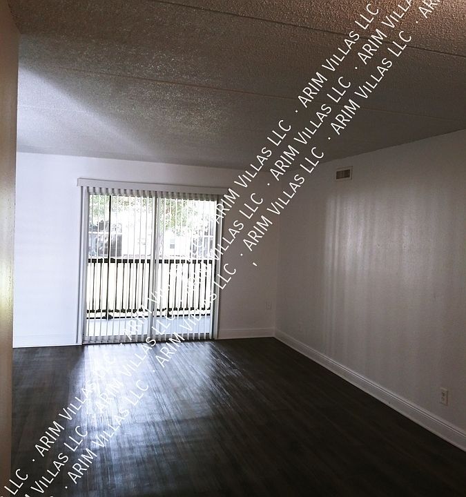 1st image of 5550 Terrace Ct APT 1