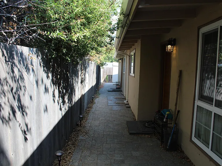 1361 Via Dondera #B — Photo 31