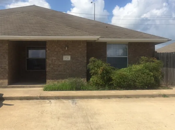 3756 Oldenburg Ln, College Station, TX 77845