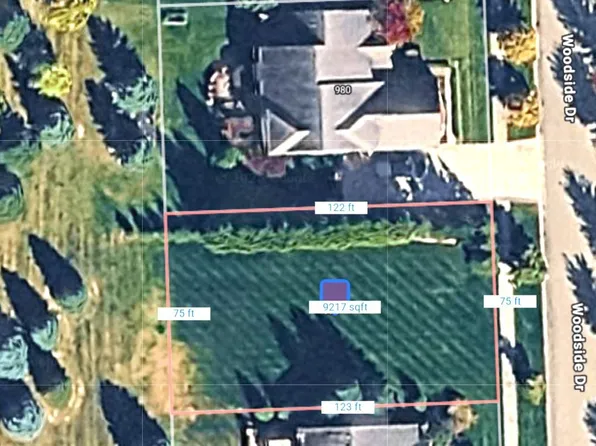 970 Woodside Dr, Oxford, MI 48371