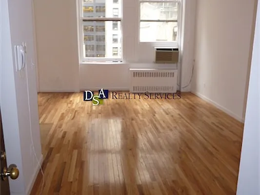 Rented by DSA Realty | media 19