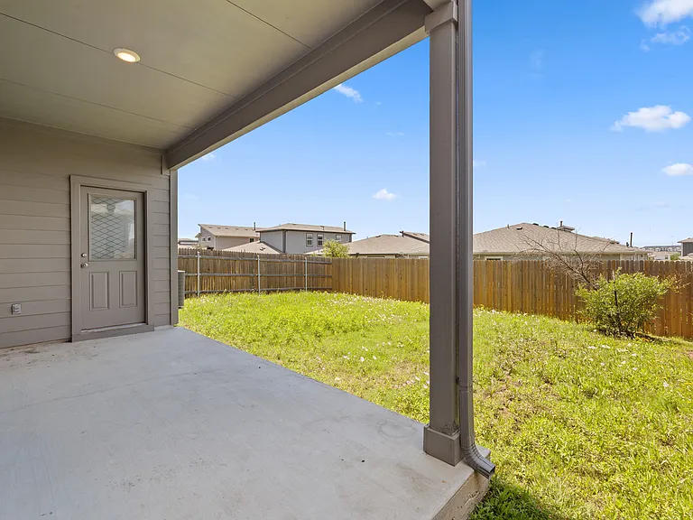 2905 Maryanne Ln — Photo 37