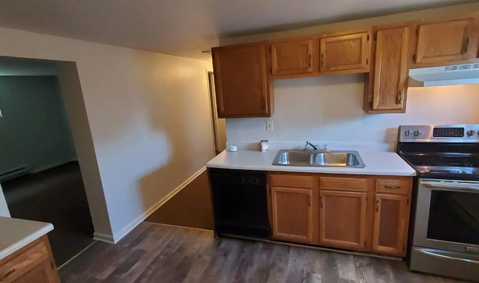 608 Sheridan Rd — Photo 3
