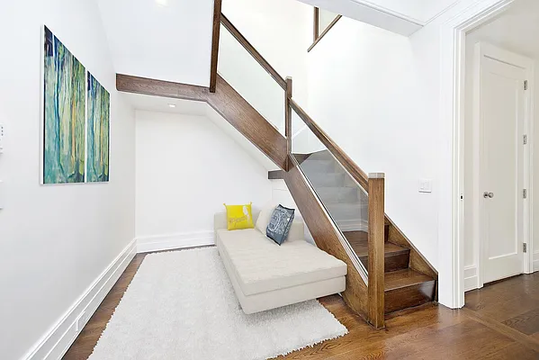 Sold by H. Justin Realty | media 8