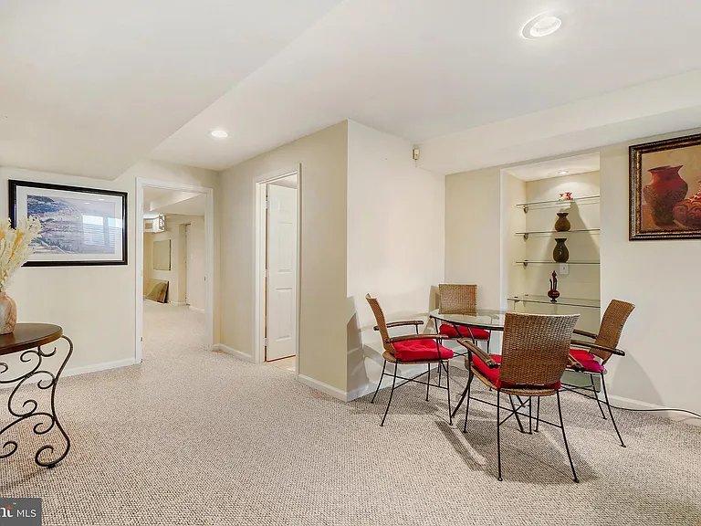 2505 Falling Brook Ter — Photo 8