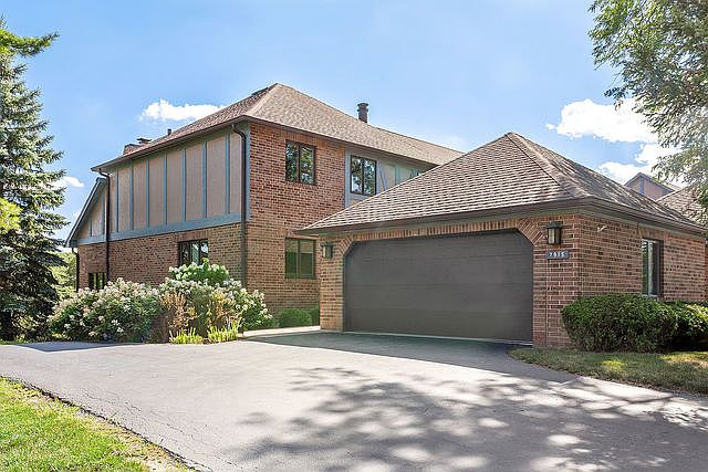 1st image of 7915 W Golf Dr