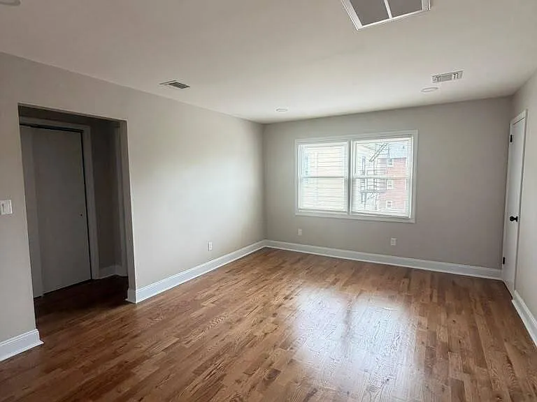 442-446 S Broad St — Photo 3