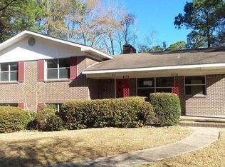 715 Sutherland Dr, Chickasaw, AL 36611