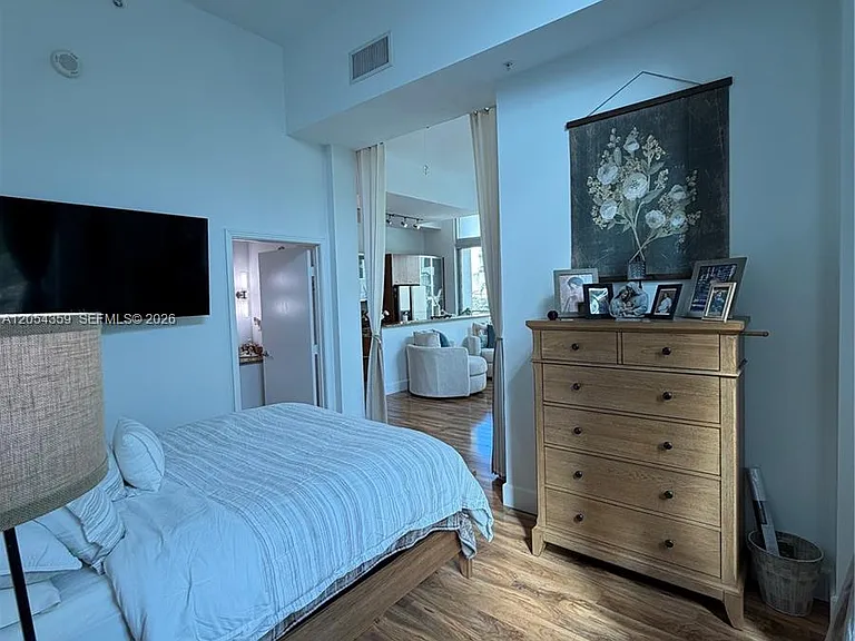 9055 SW 73rd Ct #310 — Photo 5