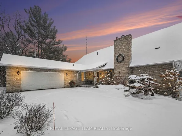 10458 Loughlin Ridge Rd, North Dundas, ON K0E 1S0