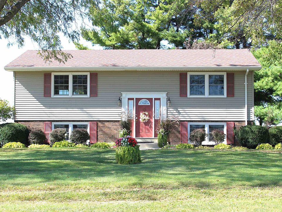 1st image of 2962 180th St