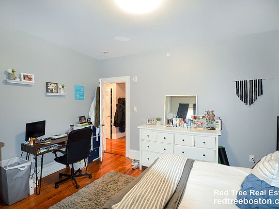 4th image of 62 Mapleton St #2