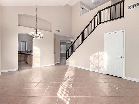 4th image of 3476 E Arianna Ave