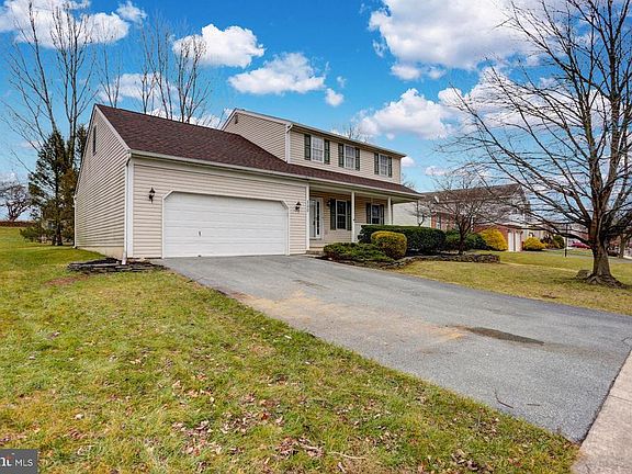 2nd image of 120 Slater Dr