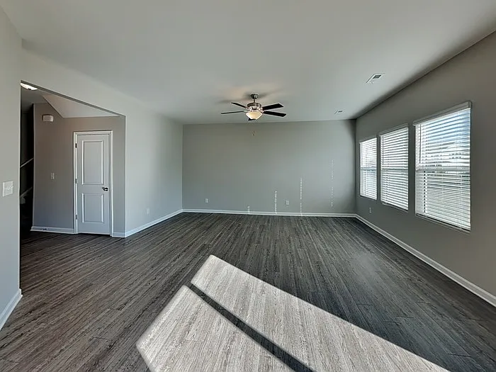 708 Andrews St NW — Photo 3