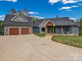 521 Rosebush Ln, Clover, SC 29710