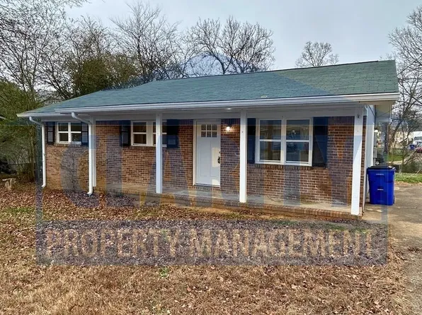 1711 S Meade Cir SW, Cleveland, TN 37311