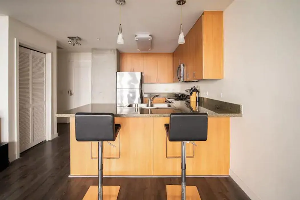 Building Photo - 1080 Park Blvd #1611
