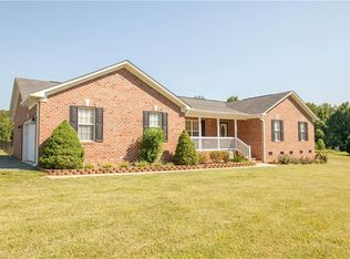 6703 Easy Going Ct E, Gibsonville, NC 27249