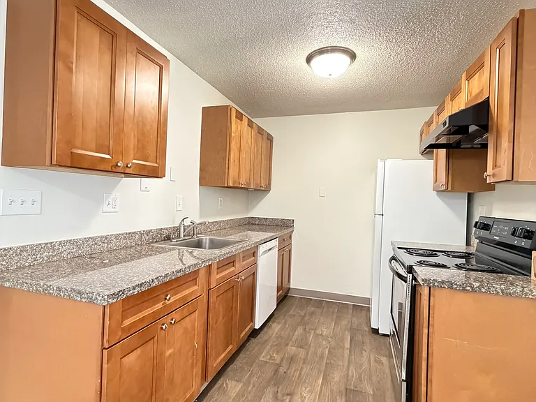 9457 N Bristol Ave #2 — Photo 8