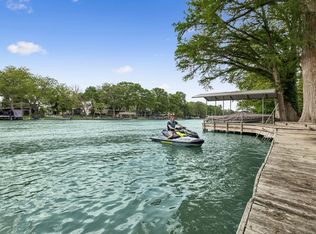 723 E Zipp Rd, New Braunfels, TX 78130