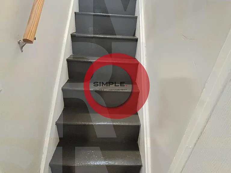 1146 Locust St — Photo 5
