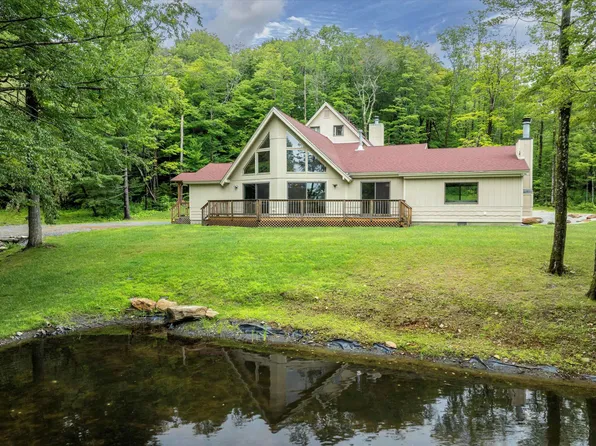 18 Tapping Tree Lane, Dover, VT 05356