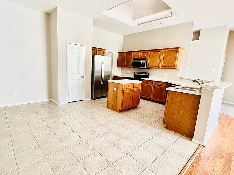 604 Coal Creek Dr — Photo 11