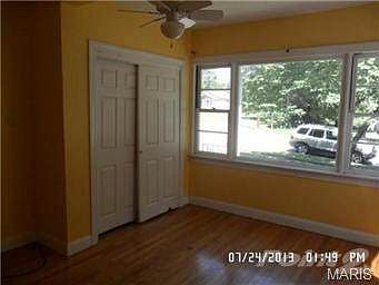 5th image of 2937 Endicott Ave