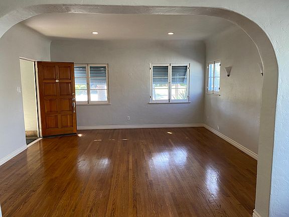 5th image of 322 S Granada Ave APT B