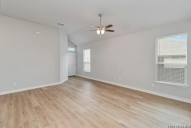 339 Nespral Dr — Photo 6