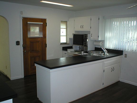 4th image of 3024 Dayton Xenia Rd