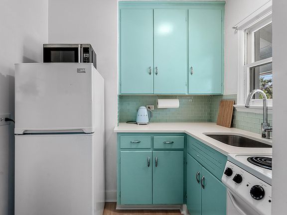 3rd image of 424 Chilean Ave APT 4