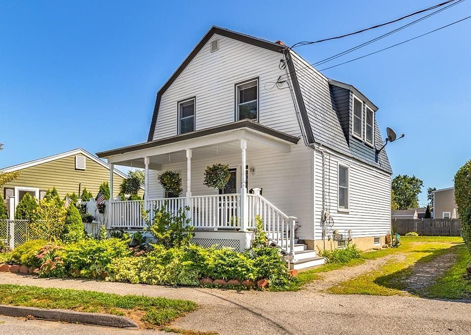 27 Riverside St, Danvers, MA 01923 | Zillow