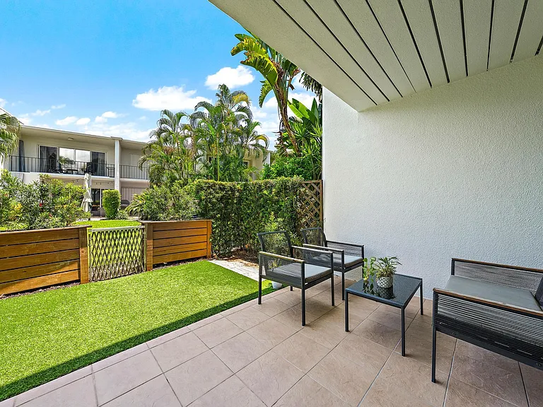 388 Golfview Rd #H — Photo 4