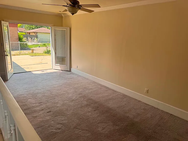 32345 Hawthorne Dr — Photo 12