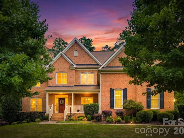 16506 Doves Canyon Ln, Charlotte, NC 28278