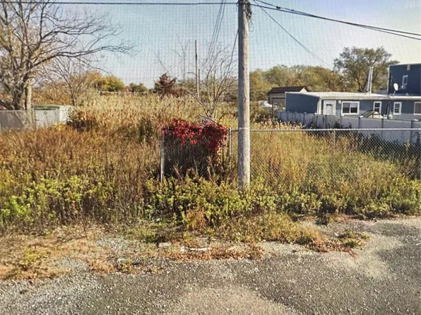 12 102ND Street, Howard Beach, NY 11414
