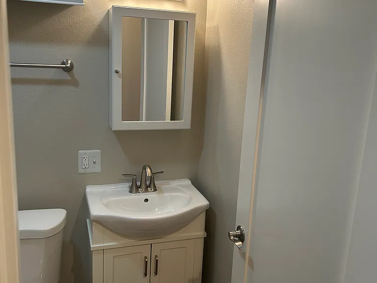 5033 15th Ave NE #1007 — Photo 3