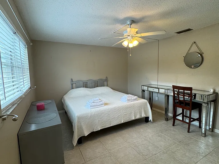 4050 4th St N #218 — Photo 16