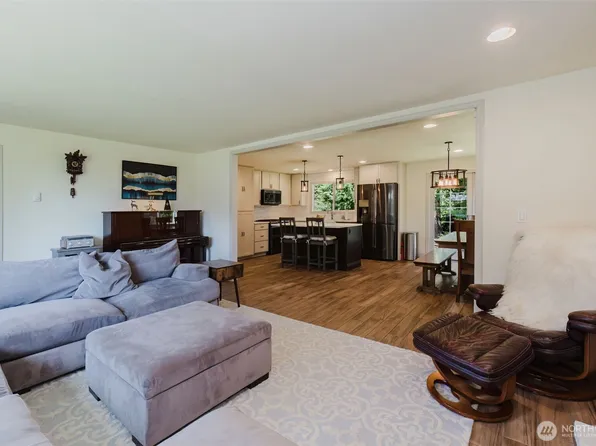 4482 NW Cascade Street, Silverdale, WA 98383