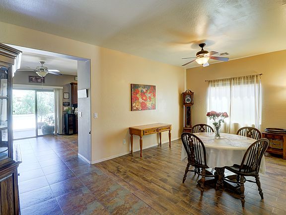 3rd image of 11842 W Jessie Ln