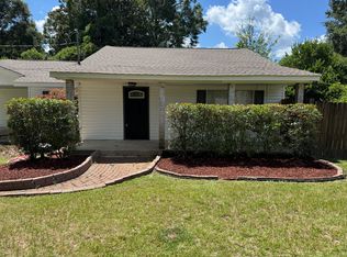 136 Corinth Rd, Petal, MS 39465