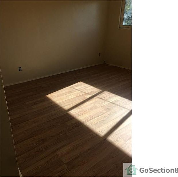 1st image of 2871 Park Ave APT G