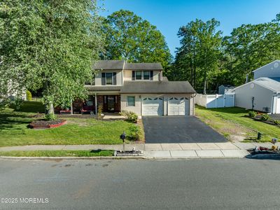 16 Markwood Drive, Howell, NJ, 07731